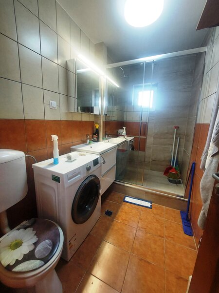 Biruintei, Pantelimon, apartament 3 camere decomandat, 125 mp.